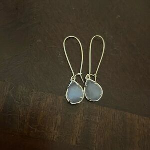 Kendra Scott light purple drop earrings